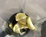 Foto langkah ke 1 dari resep Brazilian Lemonade (limeade).