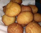 Foto langkah ke 6 dari resep Donat gula tidak bolong.