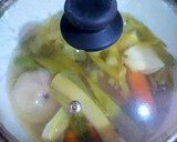 Foto del paso 13 de la receta: Sopa imperial de verduras con tronchos de coliflor y brócoli