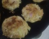A picture of step 6 of Leftover rice cutlets.