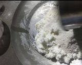 A picture of step 2 of Cramalized Makhana Paneer Ladoo.