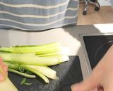 Foto del paso 2 de la receta: Guardia civiles con chaquetones Rápidos (garbanzos con acelgas)