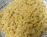 Foto langkah ke 2 dari resep 71. Mie laut pedas (resep by Meldy).