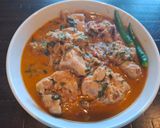 A picture of step 4 of Dahi Chicken Curry with Fenugreek Leaves.