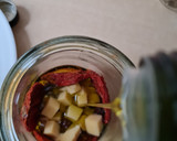 Foto del paso 4 de la receta: Quesitos saborizados con hierbas, especias, tomates secos y uvas pasa en AOVE