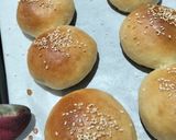 Foto langkah ke 5 dari resep Burger Bun.