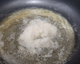 Foto del paso 2 de la receta: Risotto de pollo con queso parmesano