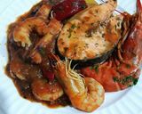 Foto del paso 25 de la receta Cazuela de salmón con patatas, langostinos y gambones