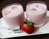 A picture of step 4 of Strawberry Milkshake.