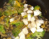 अंडा वेजिज स्टर फ्राई (Anda veggies ster fry recipe in Hindi) रेसिपी चरण 3 फोटो