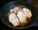 Foto del paso 5 de la receta: Fricandó de ternera en salsa con habitas babby