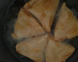 A picture of step 3 of મેગી સમોસા.