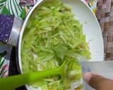 Foto langkah ke 3 dari resep Tumis Labu Siam praktis.