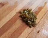 Foto del paso 3 de la receta: Longanizas frescas con sofrito y jalapeños