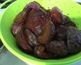 Une image de l'étape 1 de Tarte aux prunes crème de pistache.
