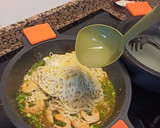 Foto del paso 3 de la receta: Espaguetis con langostinos y espárragos verdes