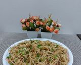 A picture of step 5 of Chicken hakka nodals.