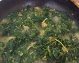 Foto langkah ke 7 dari resep Gulai rebon daun singkong.
