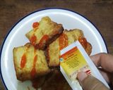 Foto langkah ke 5 dari resep Roti Goreng Telur Apa Adanya.