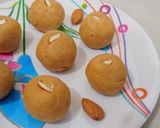 બેસનના લાડુ (Besan Laddu Recipe In Gujarati) રેસીપી સ્ટેપ5ફોટો