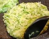 Foto del passaggio 3 della ricetta Nido di zucchine e uova