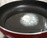 सूजी गुड़ हलवा(Suji Gur Halwa recipe in hindi) रेसिपी चरण 1 फोटो
