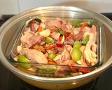Foto langkah ke 2 dari resep Garang Asem Ayam Kampung.