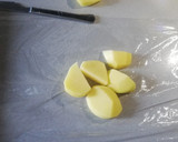Foto del paso 2 de la receta: Chipirones a la plancha 🦑 con patatas asadas en microondas 🥔