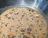 Foto langkah ke 7 dari resep 45. Spaghetti Ai Funghi (Creamy Spaghetti Mushroom) in one Wok.