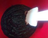 A picture of step 3 of Marzipan chocolate candy.