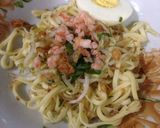Foto langkah ke 4 dari resep Mie celor udang palembang.