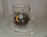 Foto del paso 2 de la receta: Mug cake de oreo en 5 minutos