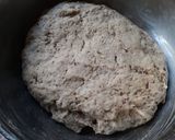 A picture of step 6 of Pita Bread Chick Pea Kidney bean filling with Tzatziki sauce.