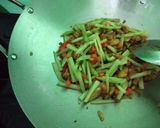 Foto langkah ke 6 dari resep Labu siam tumis.