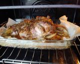 Foto del paso 3 de la receta: Cabeza de cerdo al horno asado en su propio jugo y verduras con patata