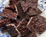 A picture of step 1 of Reishi and chaga chocolate with crispy quinoa.