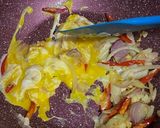 Foto langkah ke 4 dari resep Tumis Brokoli Wortel.