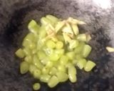 A picture of step 2 of Green Grapes Pickle.