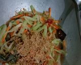 Foto langkah ke 4 dari resep Oseng Labu Rebon.
