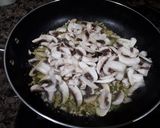 Foto del paso 2 de la receta: Pasta con nata, pollo y champiñones