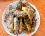 Hình bước làm 1 của món Cá rô đồng chiên giòn