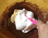 Foto langkah ke 3 dari resep Chocolate Ogura Cake.
