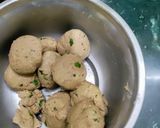 A picture of step 2 of Millets Masala Mint Roti.