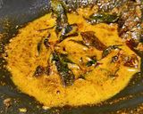 A picture of step 3 of Spicy masala button idlis with chutney.