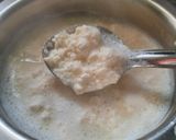 A picture of step 2 of Cream cheese sandwich.