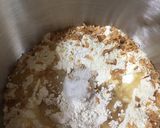 Foto del paso 2 de la receta: Pan de cebolla /levadura fresca con masa madre