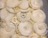 Foto del paso 4 de la receta: Crujiente de queso y cebolla