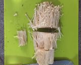 Foto langkah ke 2 dari resep Tumis Brokoli Enoki.