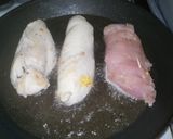 Kolbászos tojásrántottával göngyölt hús paradicsomszószban recept fázis 4 fotója