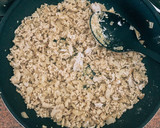 Foto del paso 3 de la receta: Croquetas de pollo con toque de hierbabuena